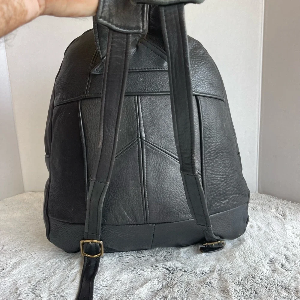 Handmade Soft Leather Men’s Backpack - Black